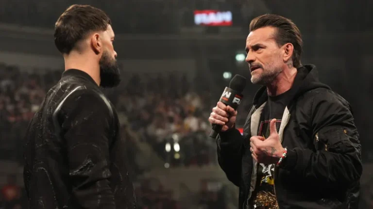 CM Punk provoca Finn Bálor alla vigilia di WWE Raw: “Ho una GTS pronta anche per tua nonna”